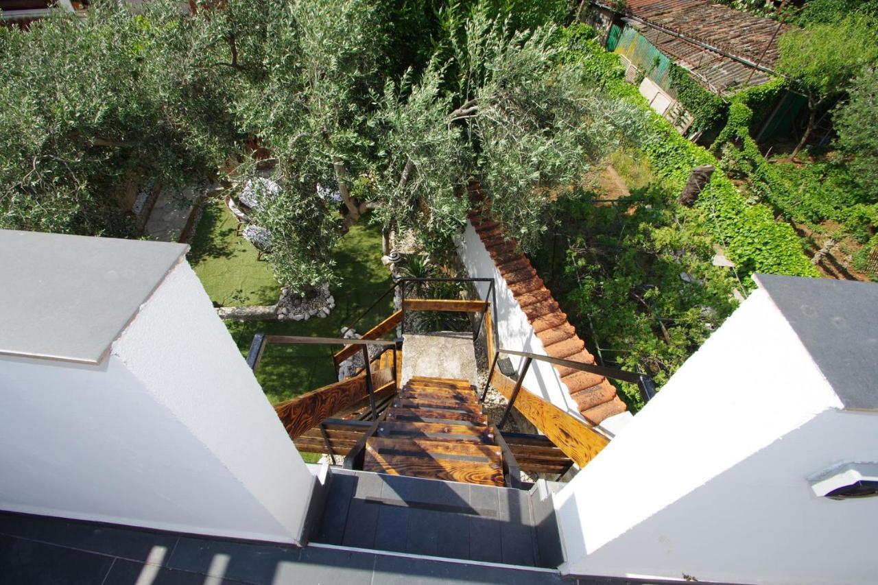 Holiday Apartment Dominik Pula Bagian luar foto